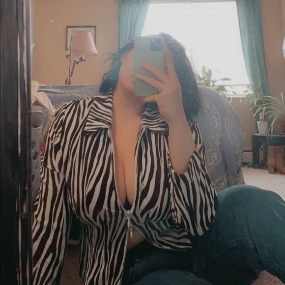 See anything you like? Make an offer! - Picture 7 of 7